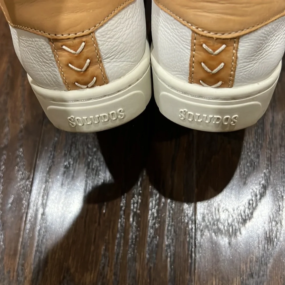 Soludos White and Tan Leather Athletic Sneakers